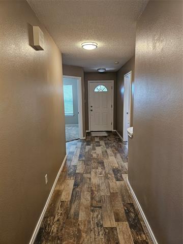 Building Photo - 215 Piccadilly Cir