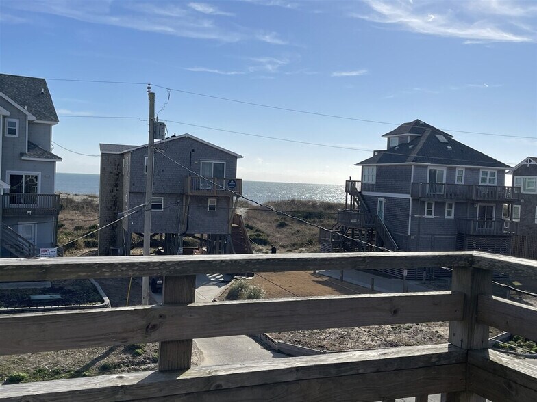 Building Photo - 54066 Marlin Dr