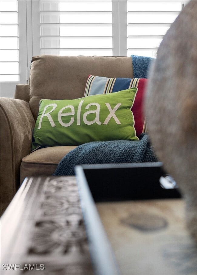 Building Photo - 240 Seaview Ct