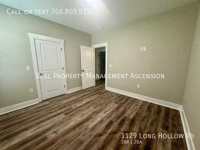 Building Photo - 1129 Long Hollow Rd