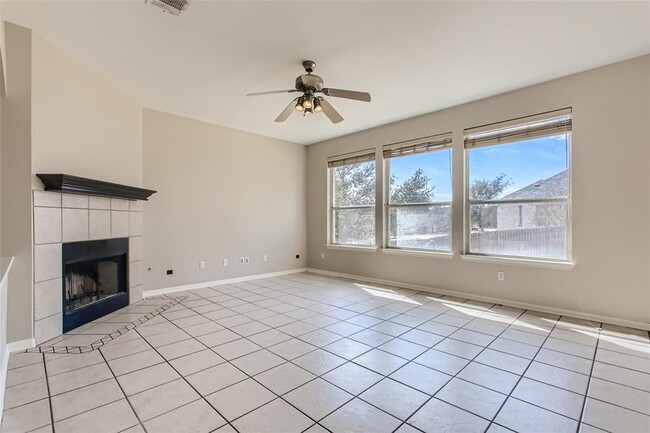 Building Photo - 1001 Shadow Valley Cove