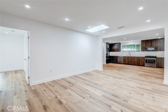 Building Photo - 17026 Sherman Way