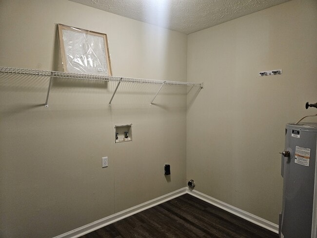 Building Photo - 1105 Micha Way