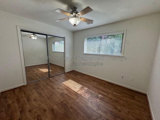 Building Photo - 15907 Spring Forest Dr