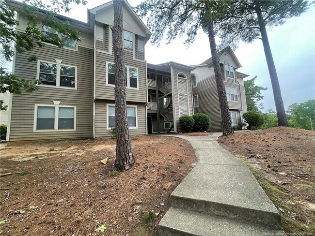 Building Photo - 1000 Wood Creek Dr