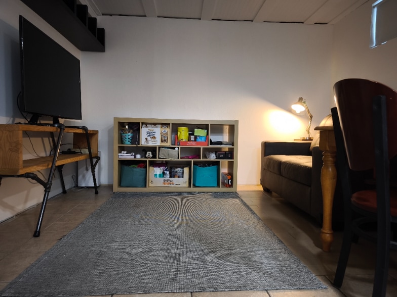 Building Photo - 1062 W 300 N