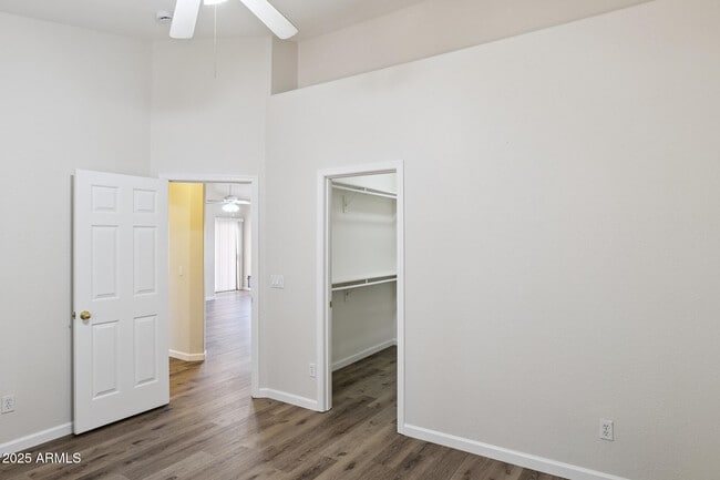 Building Photo - 6346 W Hess St