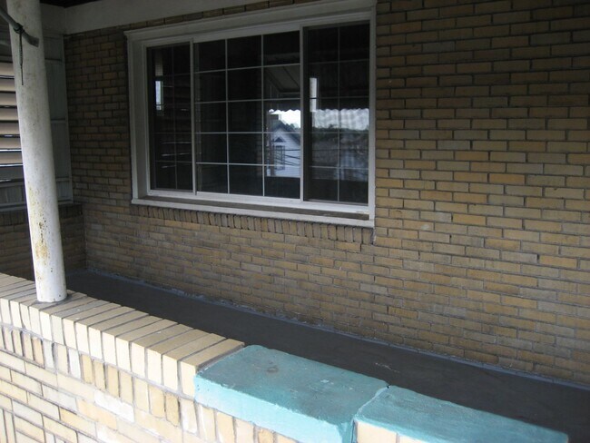 Primary Photo - 3 Bedroom Home in Beechview - 1.5 Bath.