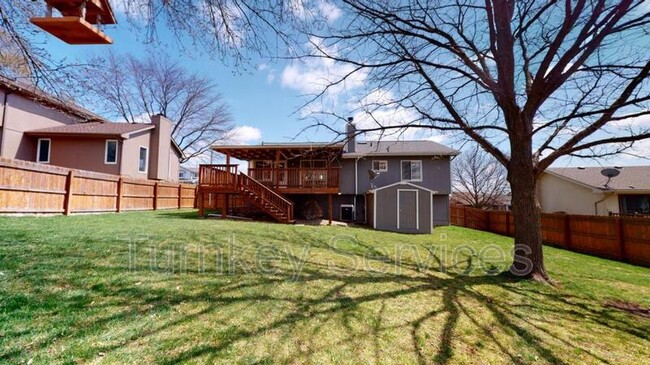 Building Photo - 204 Summerset Dr