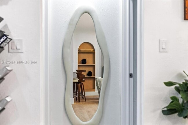 Building Photo - 751 NE 80th St