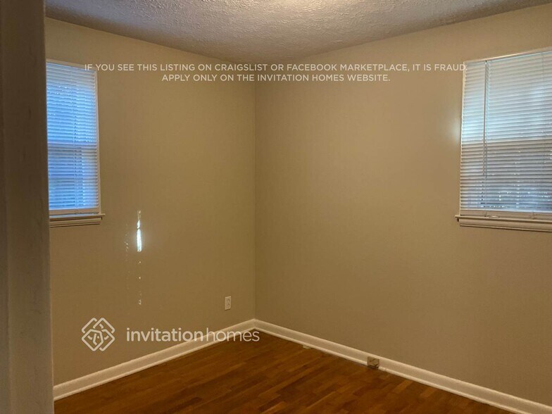 Building Photo - 5112 Shady Grove Ln