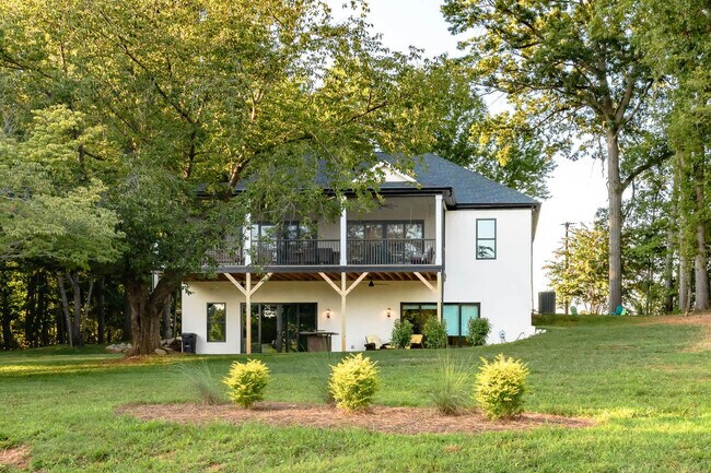 Building Photo - 309 Bridgewater Ln