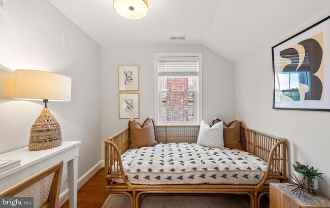 Building Photo - 4413 Butterworth Pl NW