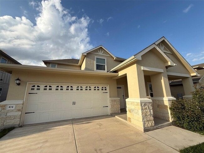 Building Photo - 104 Osier Pass