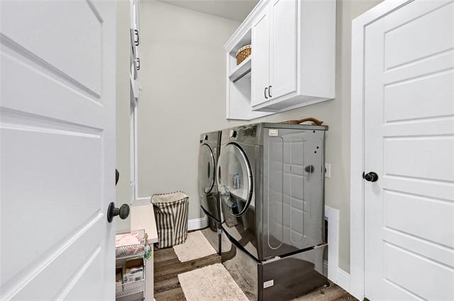 Building Photo - 4817 Enclave Dr