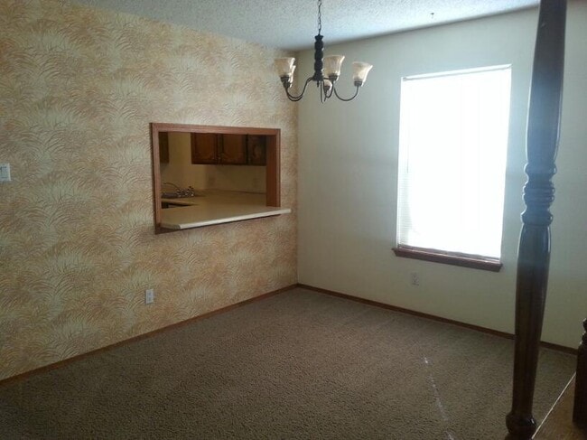 Building Photo - Duplex
