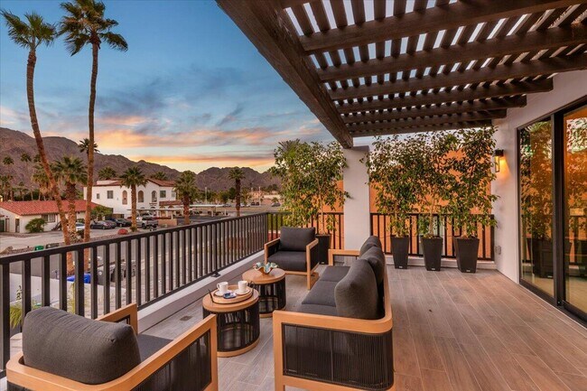 Building Photo - 51116 Avenida Mendoza