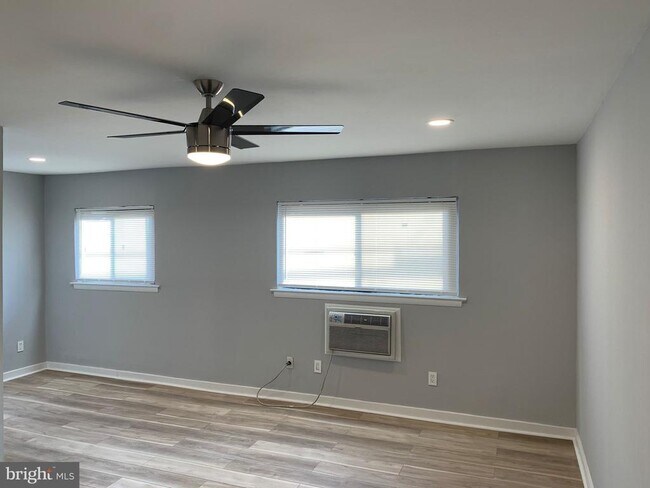 Building Photo - 5414 Rising Sun Ave