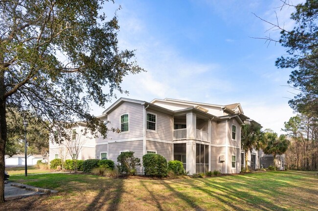 Building Photo - 2 Bedroom 1 Bath Condo in Park West - Moun...