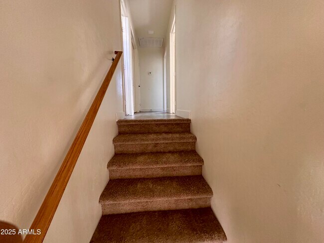 Building Photo - 866 E Morelos St