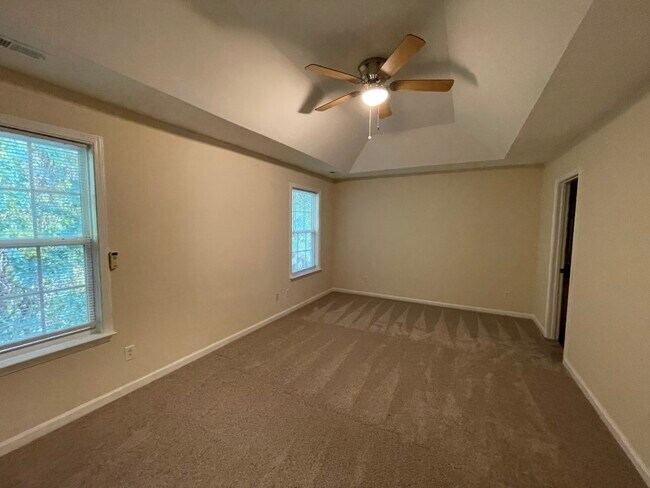 Building Photo - 113 Gingerlilly Ct