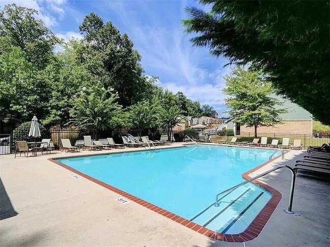 Building Photo - 1083 Brownstone Dr SW