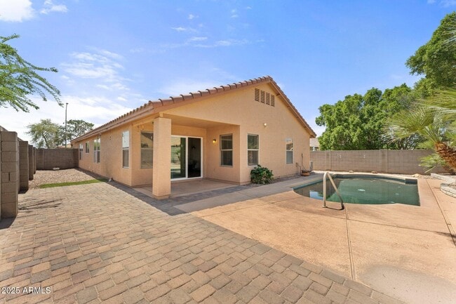Building Photo - 11362 E Emelita Ave