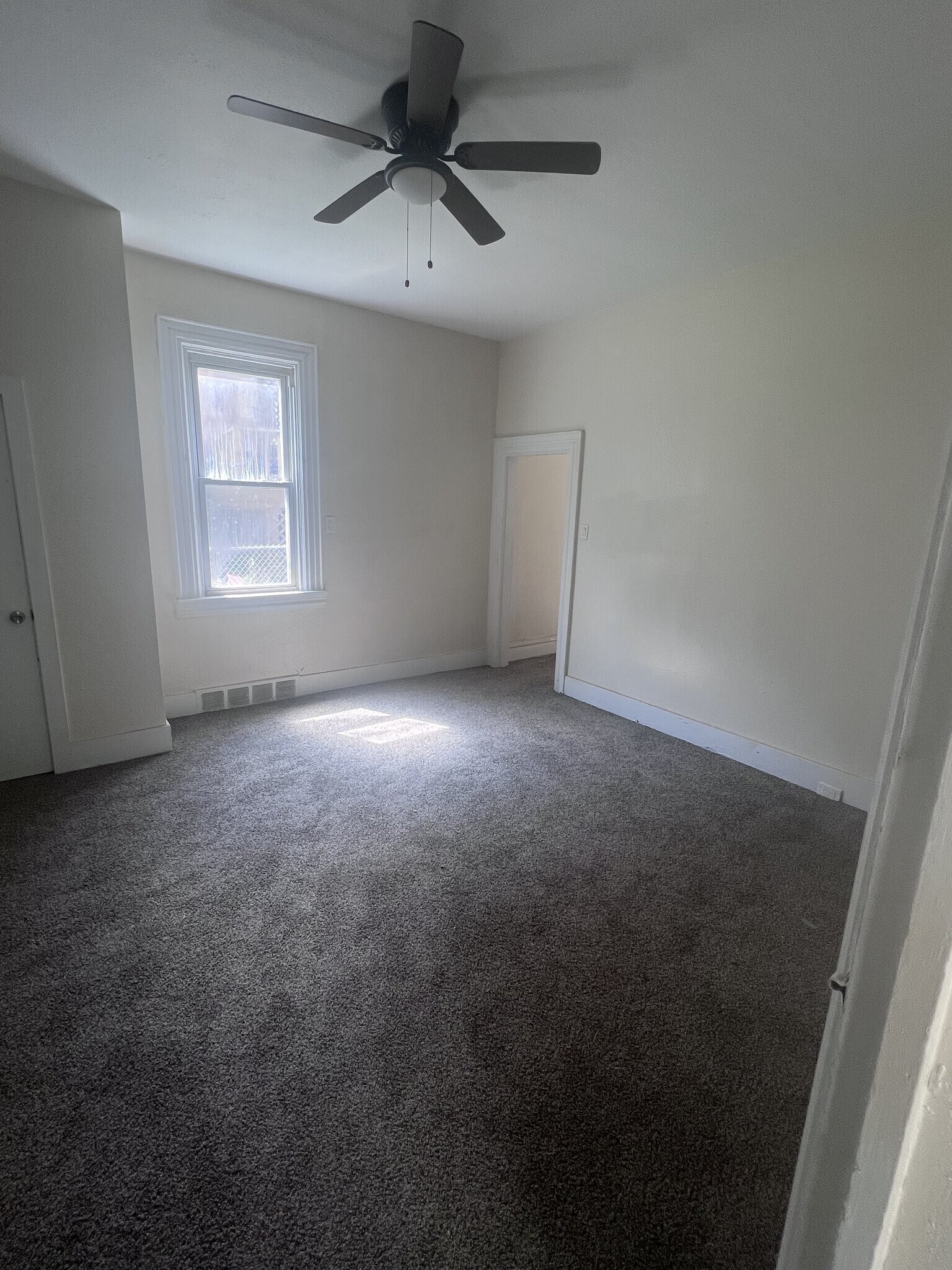 Building Photo - 108 Stamm Ave