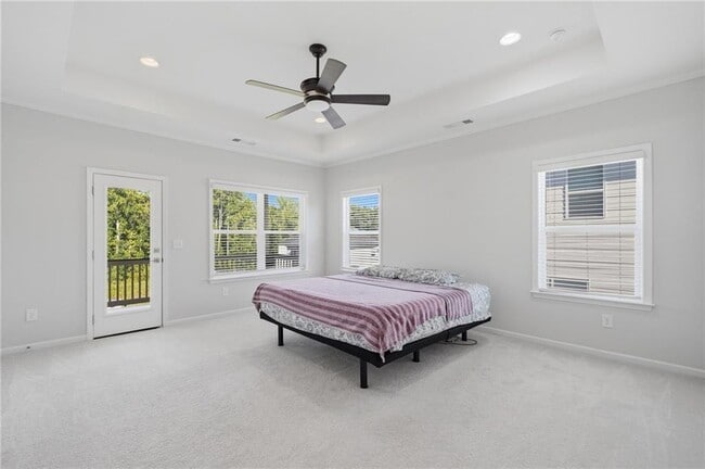 Building Photo - 4440 Kendall Pointe Dr