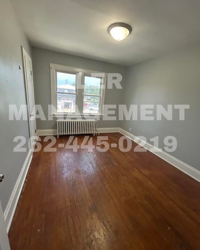 Building Photo - 3305 60th St
