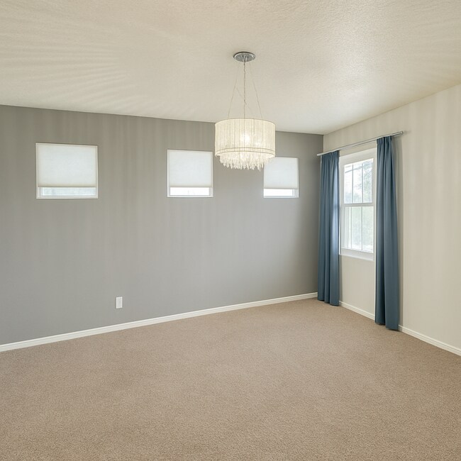 Building Photo - Available Dec 10th! 3bed 2bath