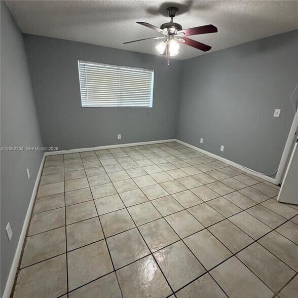 Building Photo - 7901 Colony Cir S
