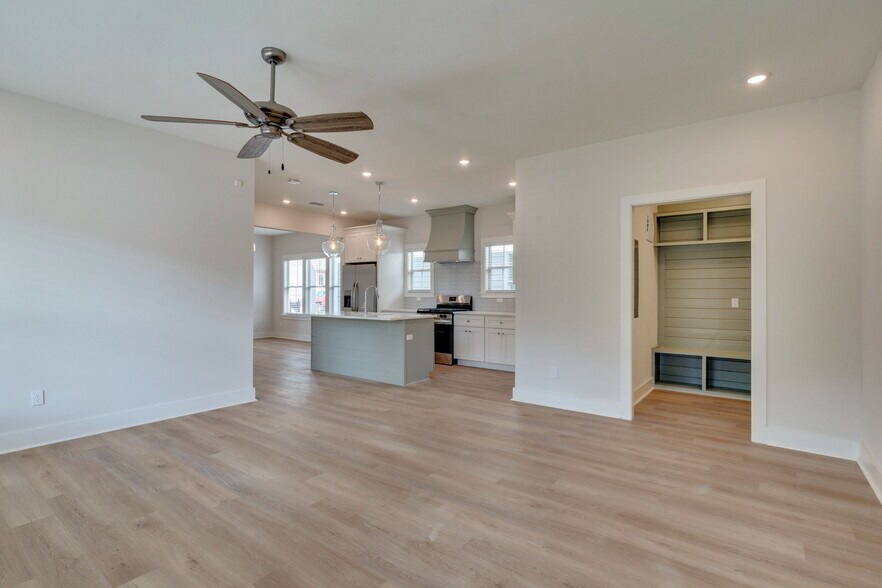 Building Photo - 4091 Ivy Green Trl