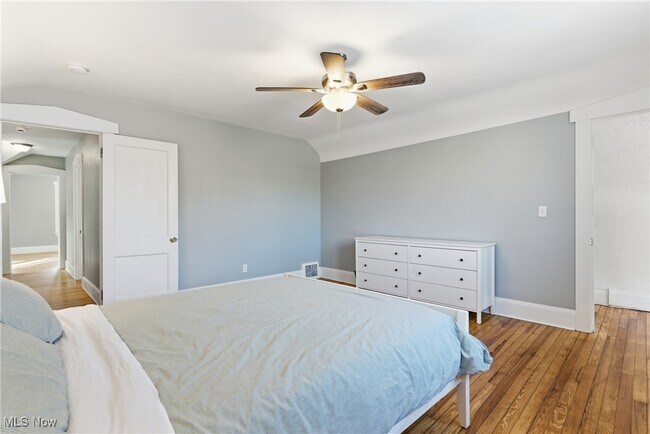 Building Photo - 2728 Euclid Heights Blvd