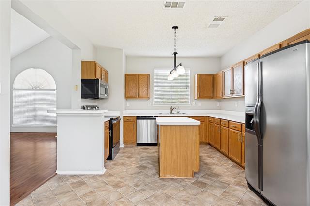 Building Photo - 6722 Conestoga Dr