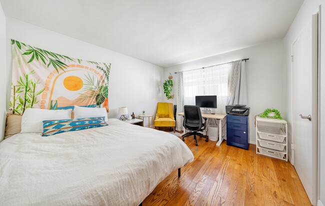 Building Photo - 2628 Kansas Ave