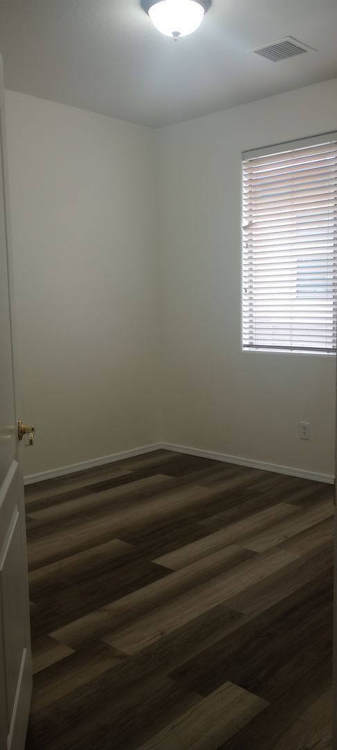 Building Photo - Cute Home Located In The Stoneridge Golf Community