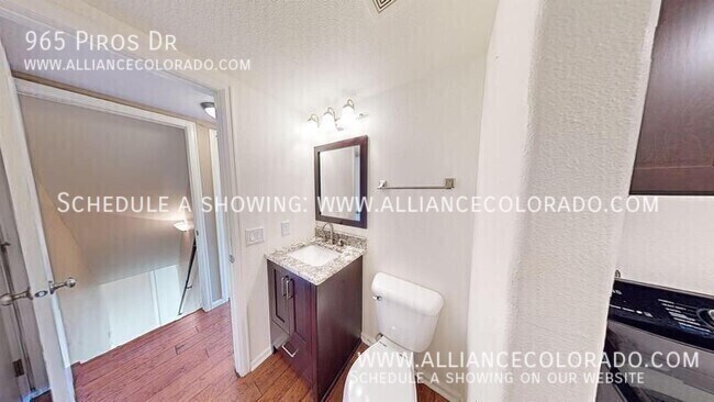 Building Photo - 965 Piros Dr