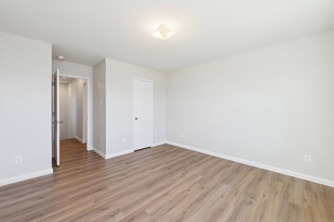 Building Photo - 312 Magnolia Dr