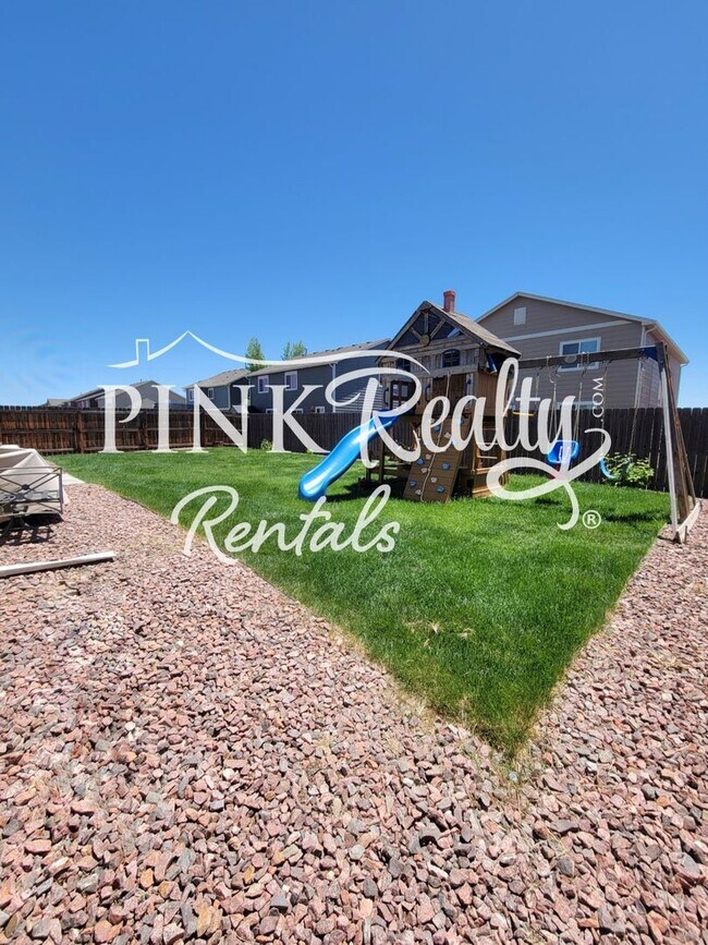 Building Photo - 9527 Desert Lily Cir