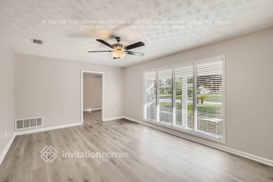 Building Photo - 2817 Paces Ferry Rd W