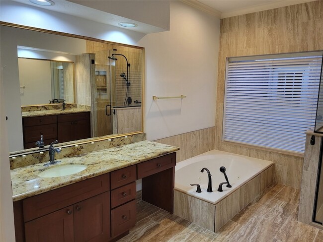 Building Photo - 1848 Nursery Rd