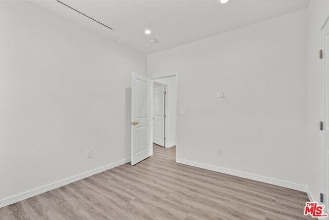 Building Photo - 6245 McLaren Ave