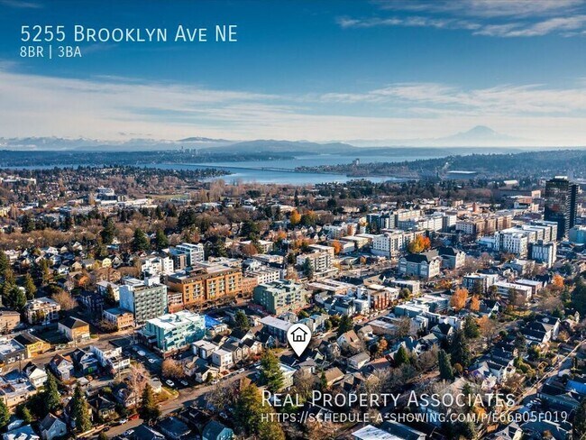 Building Photo - 5255 Brooklyn Ave NE