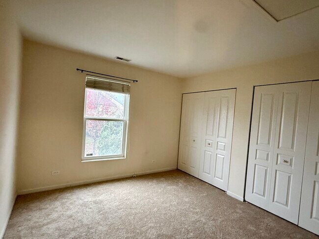 Building Photo - 3123 Ollerton Ave