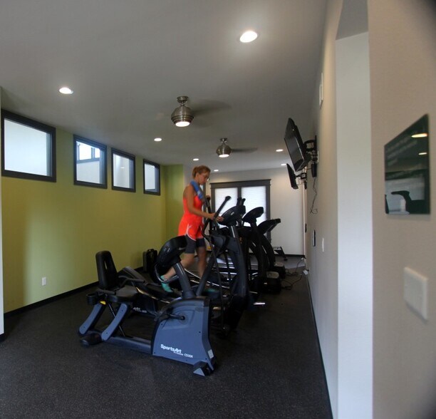 New cardio room, opposite angle - 1942 Oxford Ln