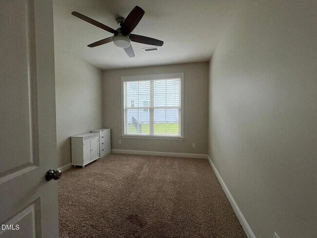 Building Photo - 267 Crestmont Ridge Dr