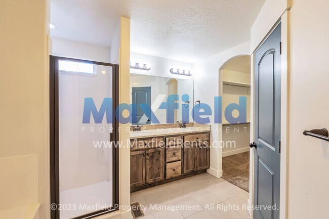 Building Photo - Traverse Mountain View Home