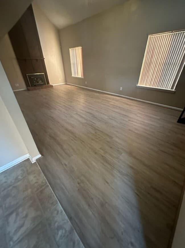 Building Photo - 3 bed 2 bath in Virginia Beach
