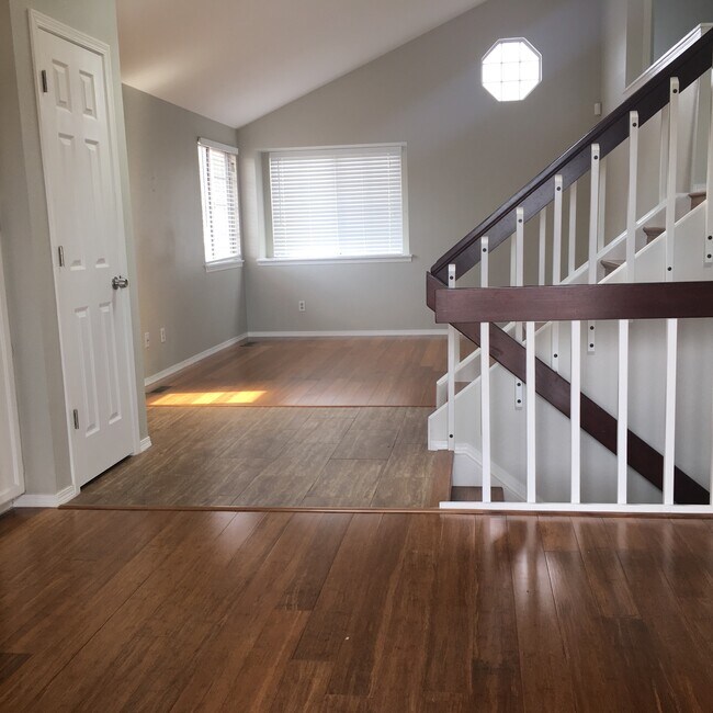 Building Photo - 9425 Joyce Ln.